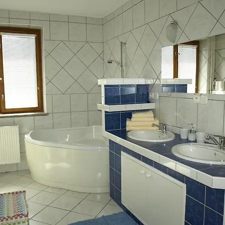 Fantazia - Self Check-in 3*