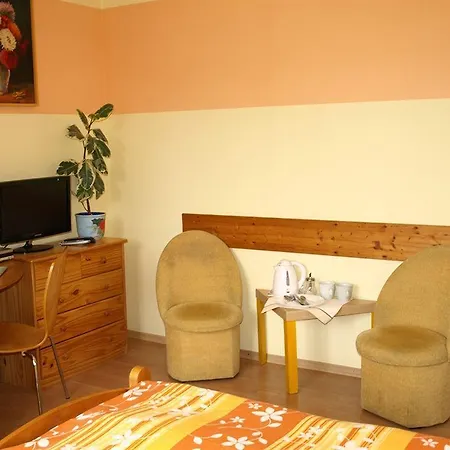 Fantazia - Self Check-in Guest house