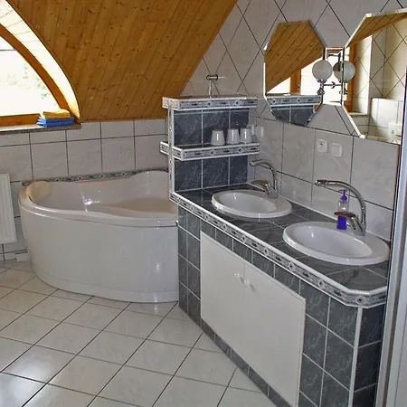 Fantazia - Self Check-in Попрад