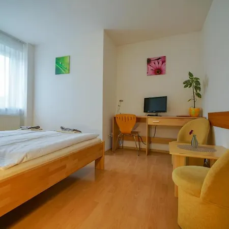 Fantazia - Self Check-in Pensjonat 3*
